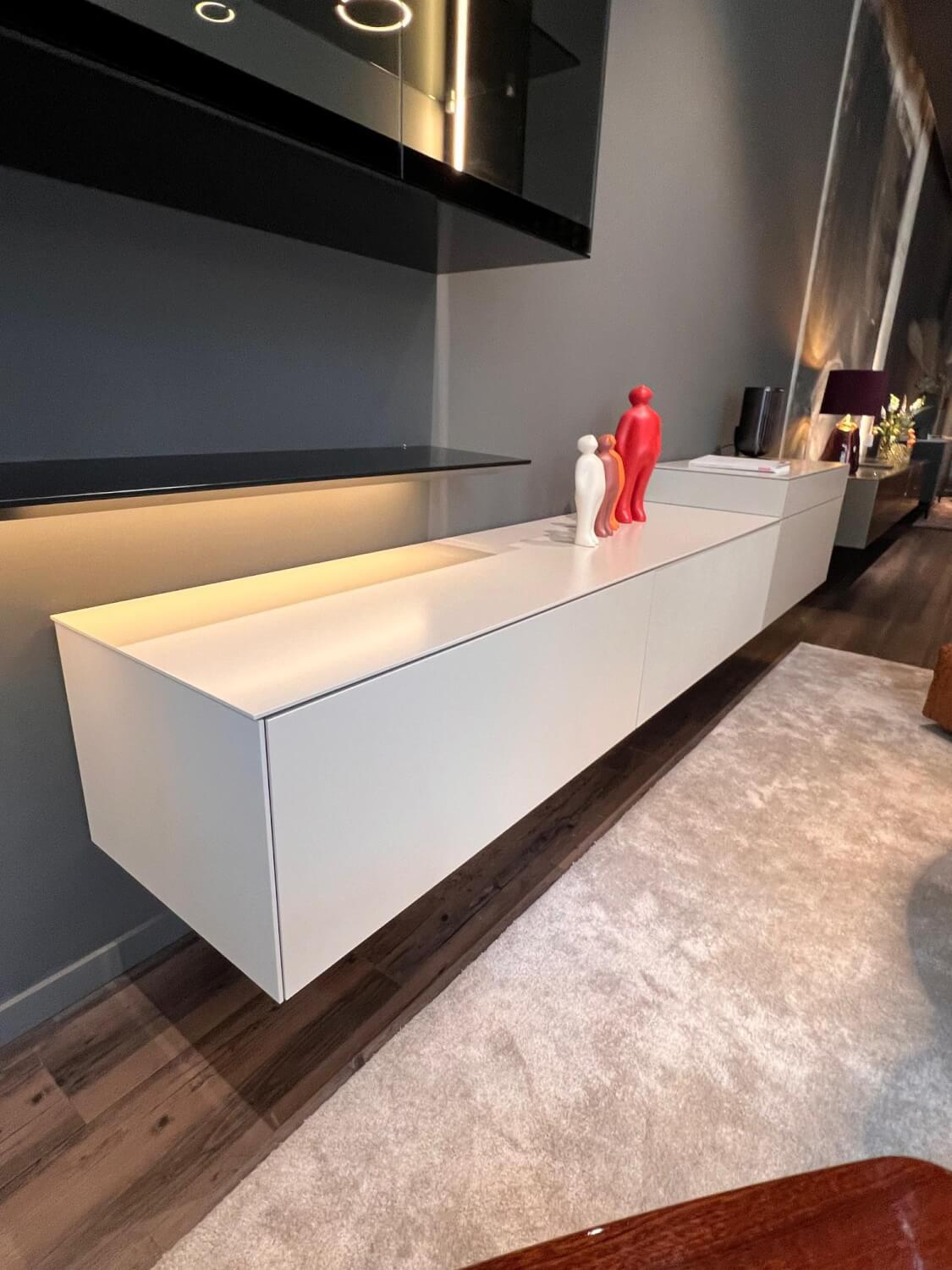 Kettnaker - Wall unit Soma doors smoked glass carcass MDF lacquer ivory white matt including lighting - 6