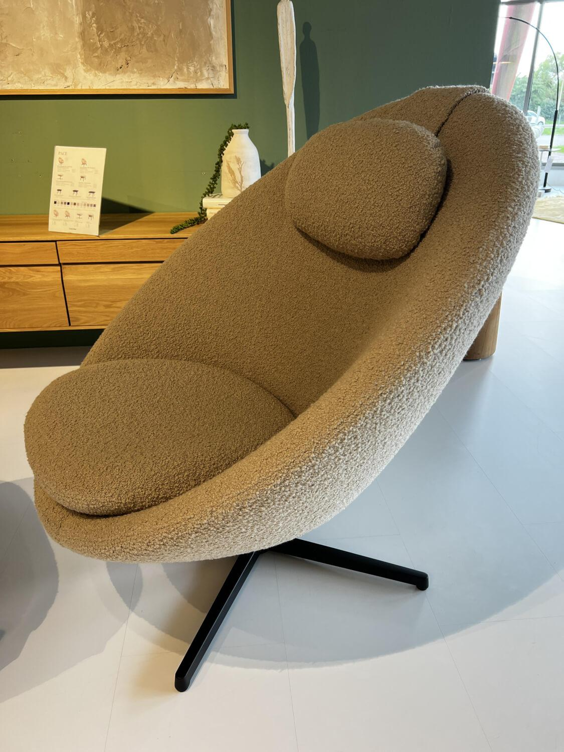 Cane Line - Loungesessel Pace Stoff Textil Light Brown Scent Beige Gestell Aluminium Retour Swivel Schwarz Inklusive Hocker - 2