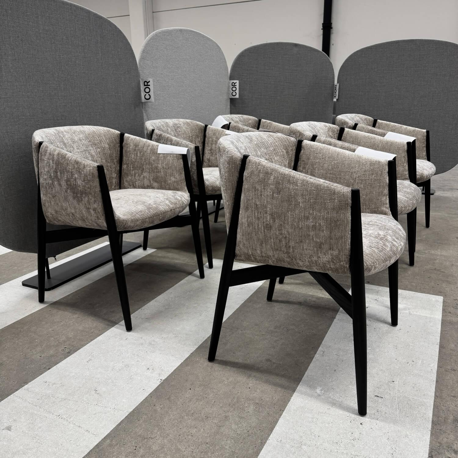 COR - 6er Set Stuhl Kagu 661 Stoff 10 Elitis Chouchou LR 11303 Grau Gestell Eiche Dunkel Lackiert - 6