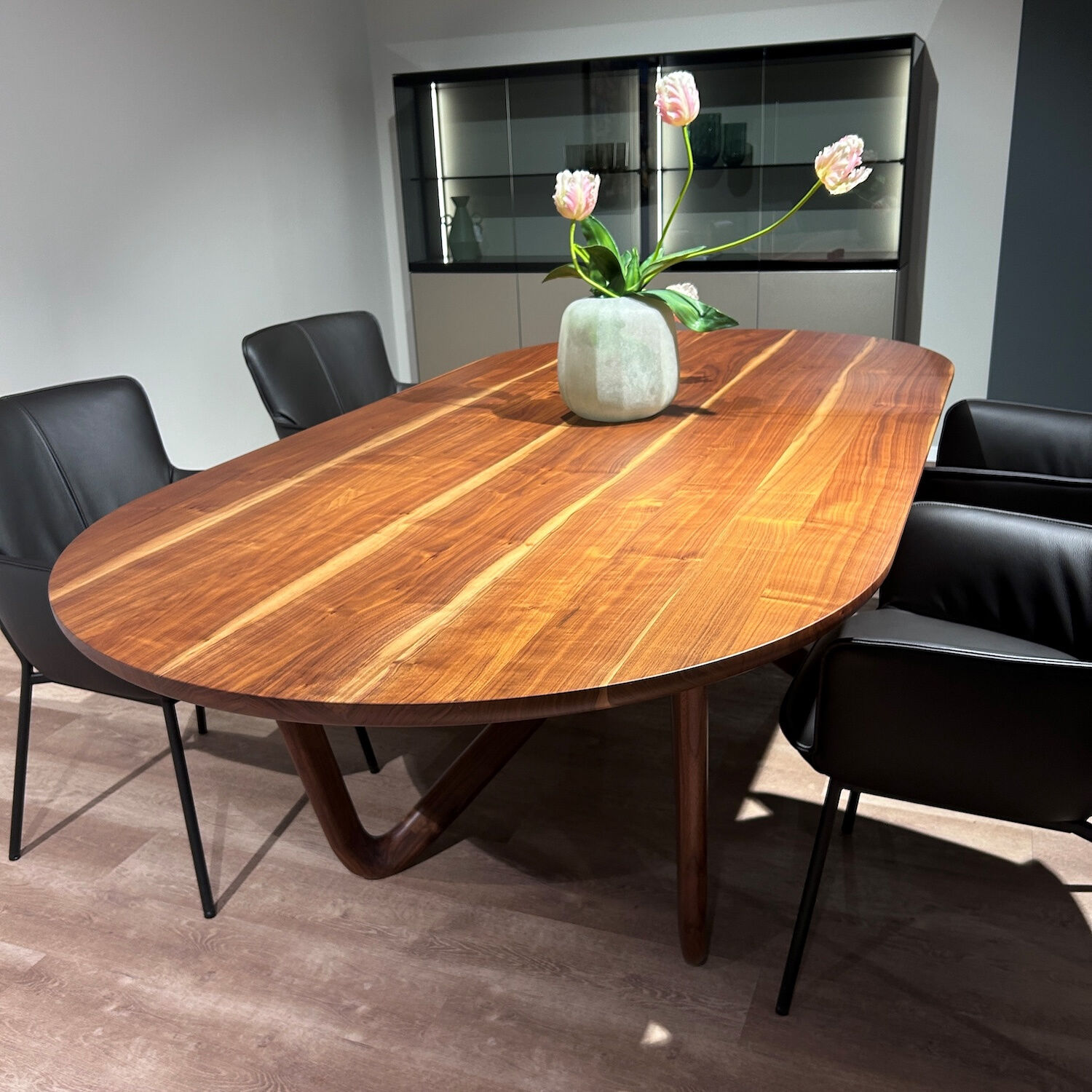 Rolf Benz - Esstisch 988-423 Nussbaum Massiv Farblos Lackiert  - 2