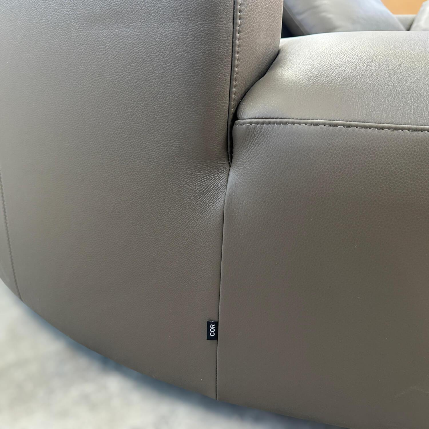 COR - Ecksofa Siwa 58212 Leder 245 Terra Braun Inklusive Hocker Und Rückenkissen - 5