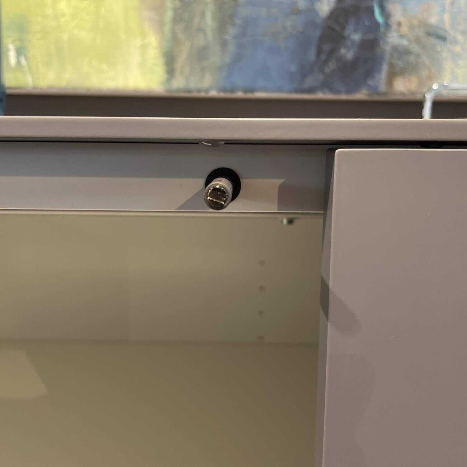 form1 - Container F10 Connect A22 Graphite Push to Open 4 Drehtüren - 5