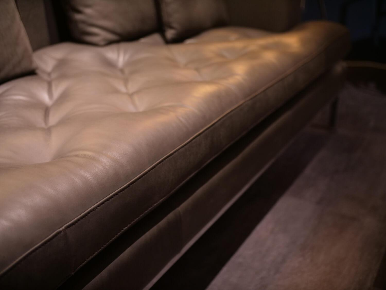 Sofa Dreisitzig DS-0040 Leder Espresso Braun Untergestell Hochglanz Verchromt Rückenpolster Hochklappbar