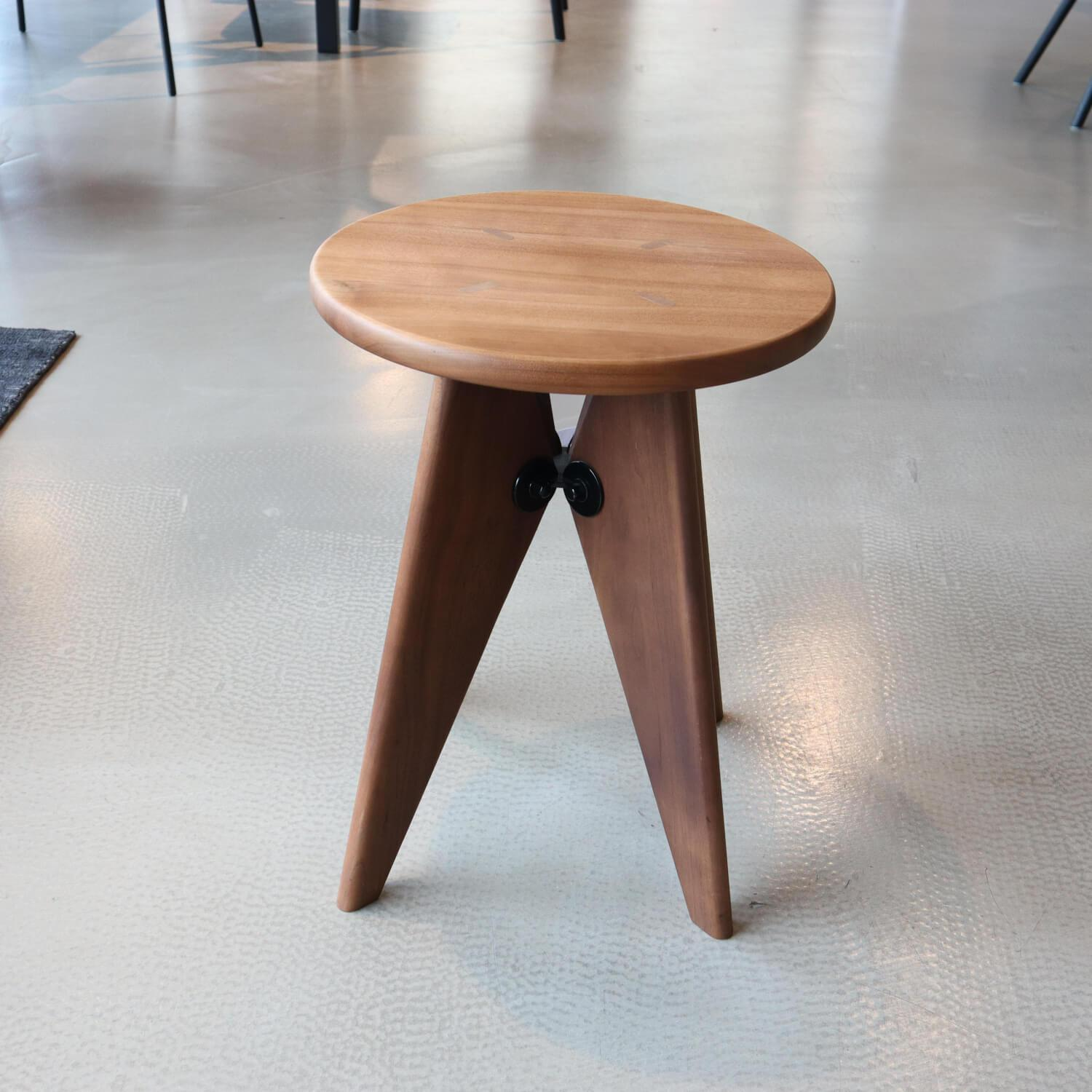 Vitra - Beistelltisch Tabouret Solvay Bois Amerikanischer Nussbaum Geölt - 7
