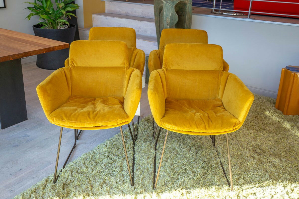 KFF - 4er-Set Stuhlgruppe Faye Stoff Seven Ocre 23 Ockergelb Gestell Macadamia - 3