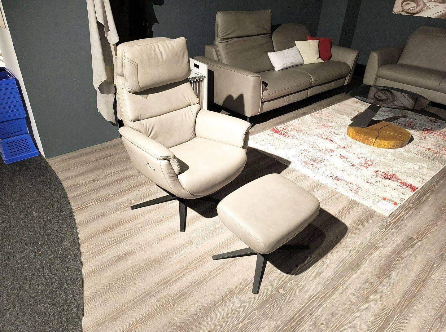 Hukla - Relaxsessel Henri Leder Cloudy Smoke Creme Weiß Grau Sternfuß Schwarz Inklusive Hocker - 3