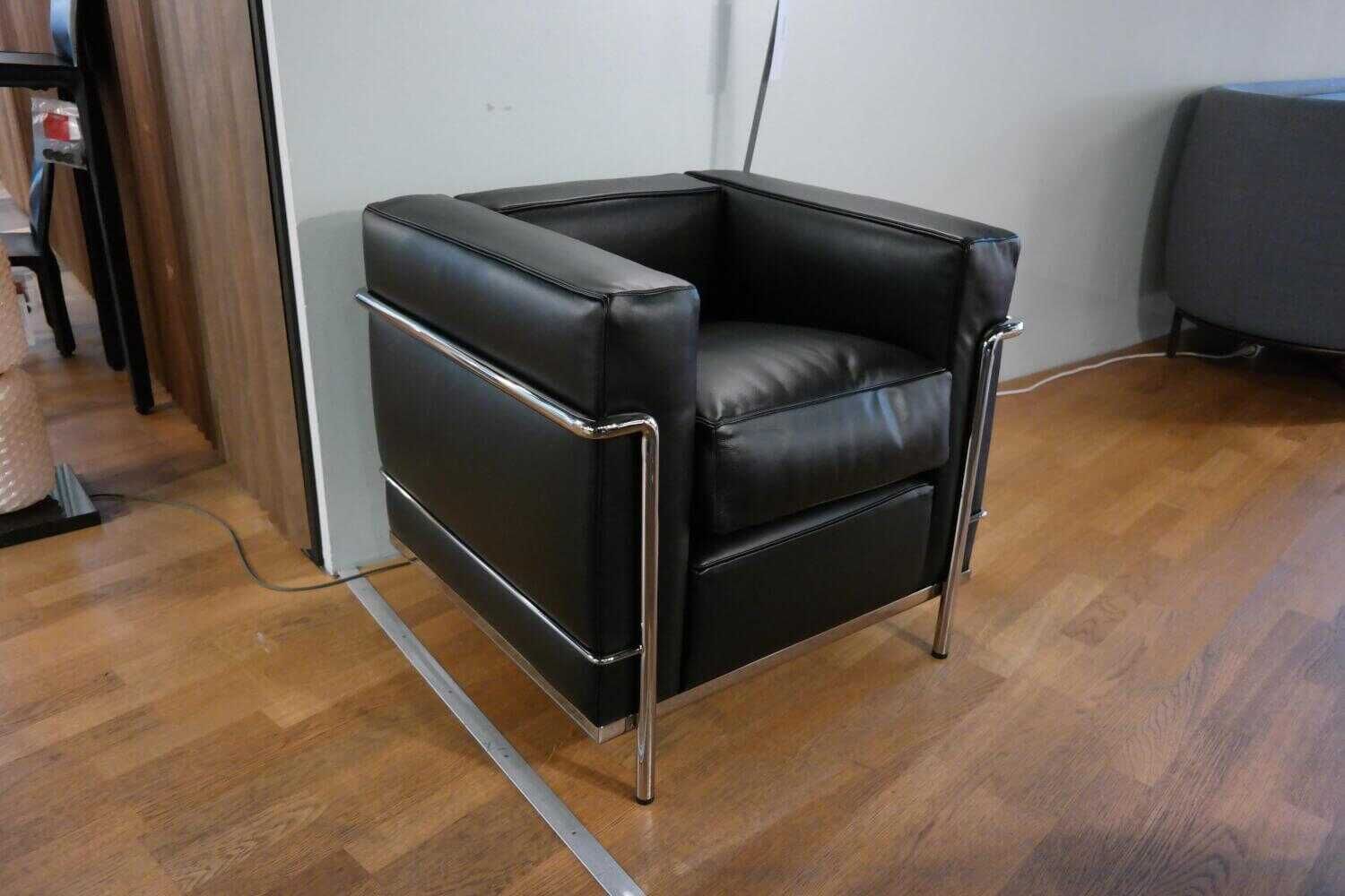 cassina-sessel-lc2-lcx-leder-new-13y414-grafite-schwarz-gestell-verchromt-deb0a46b6de3 Cassina - Sessel LC2 LCX Leder New 13Y414 Grafite Schwarz Gestell Verchromt - 2