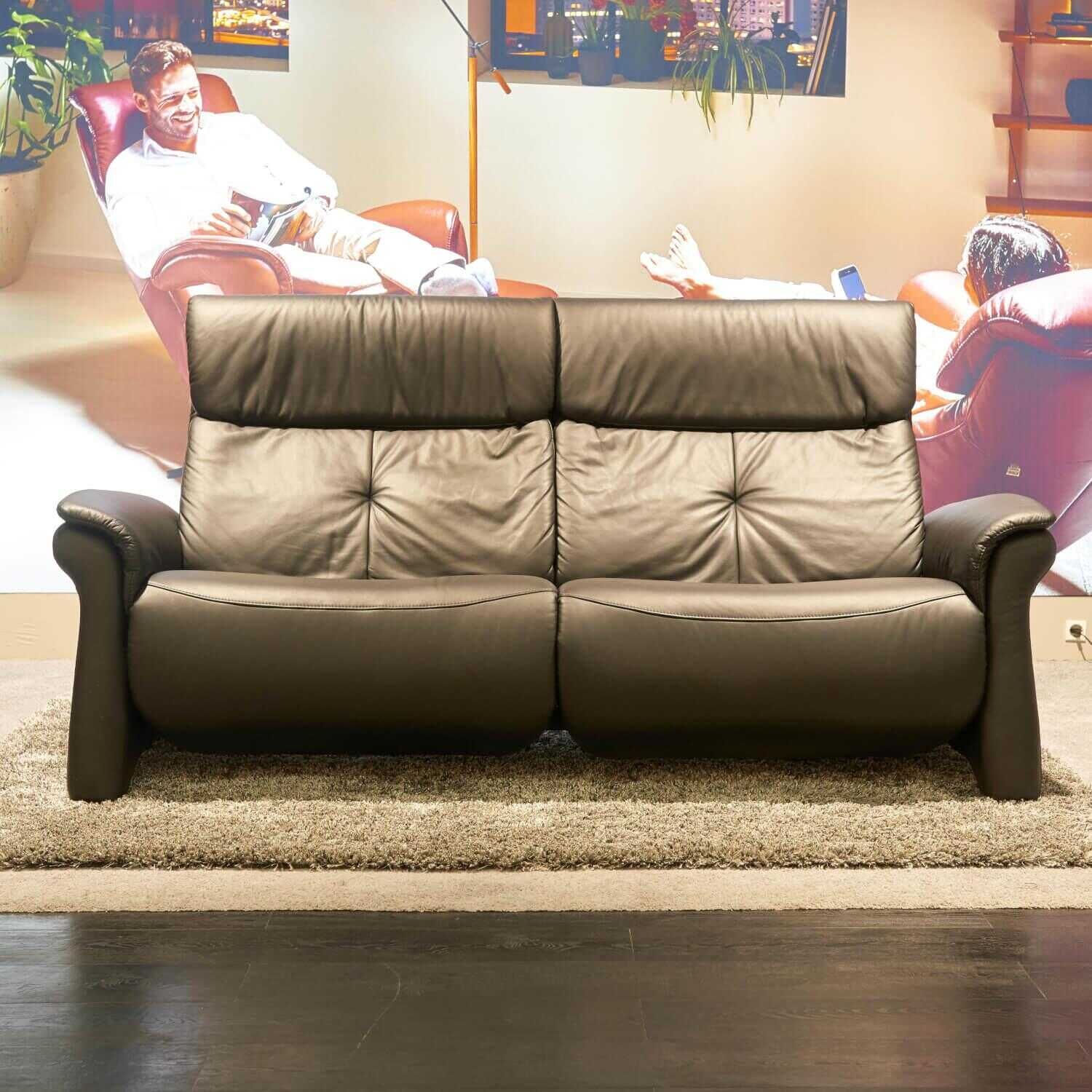 Sofa 3-Sitzer Varia Leder 24 Longlife Schwarz mit elektrischer Wall-Free Funktion
