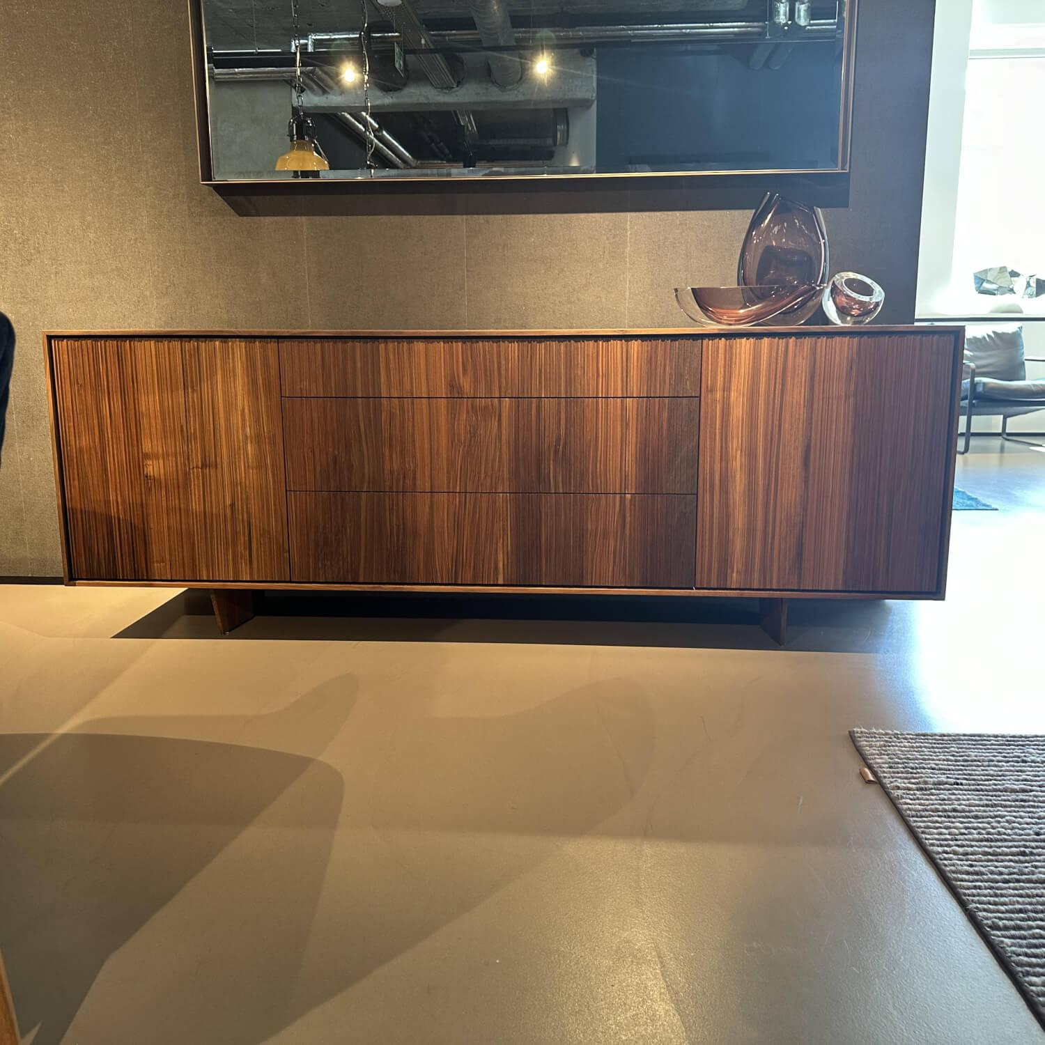 Riva1920 - Sideboard Vela Nussbaum Ohne Knoten Geölt - 7