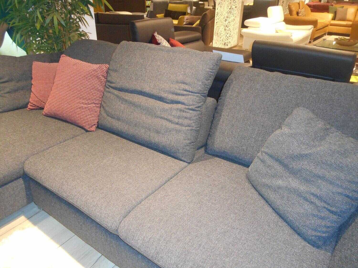 W. Schillig - Ecksofa 15278 Stoff SK50 Schwarz mit Hocker und 2 Kissen - 3