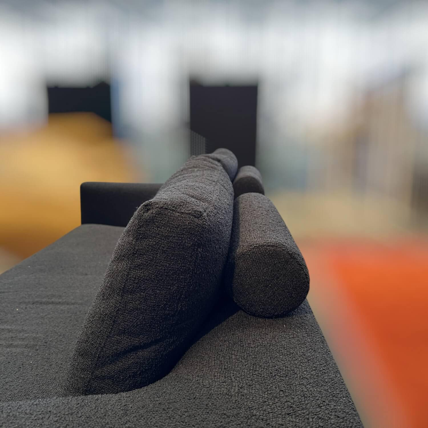 Bielefelder Werkstätten - Sofa Long Island Stoff Rhett BW1790-191 Anthrazit Fuß Esche Braun - 4