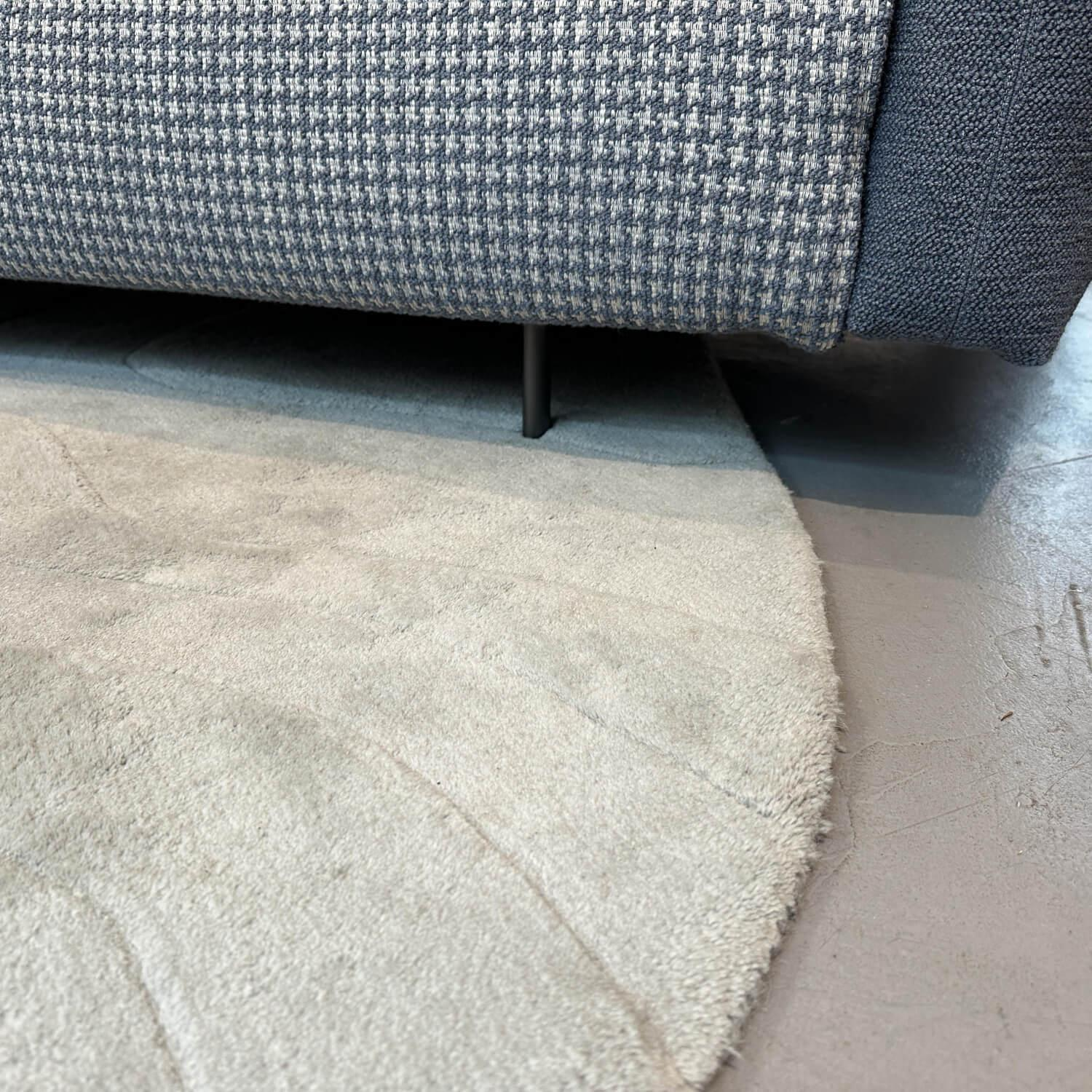 Ligne Roset - Teppich 230x270 Gavrinis 3 Wolle Grey Blue Grau Blau Handgetuftet - 5