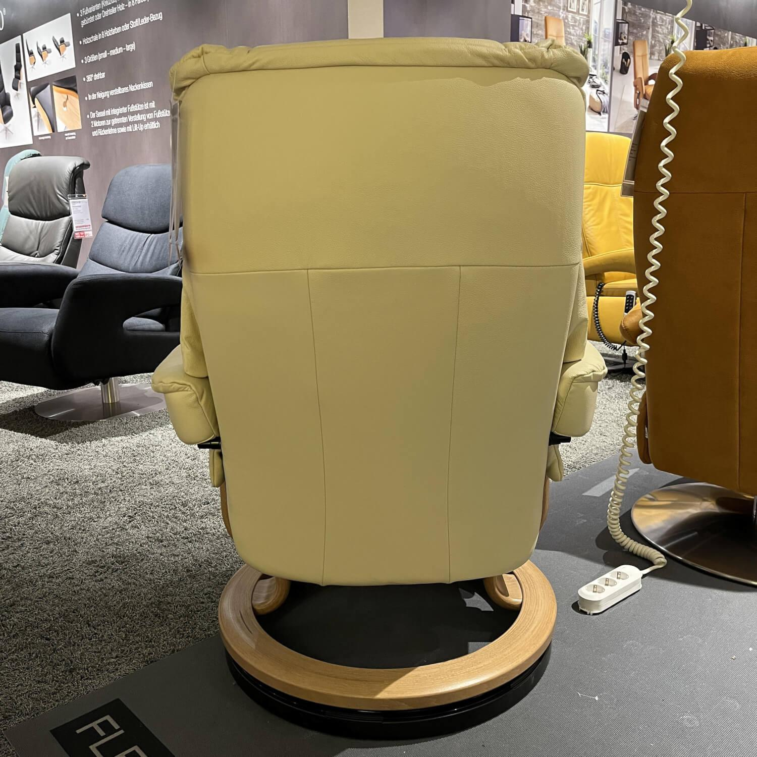 Stressless - Stressless-Sessel Mayfair M Bezug Leder Batick 13 Cream Drehgestell Classic Eiche Mit Hocker - 7