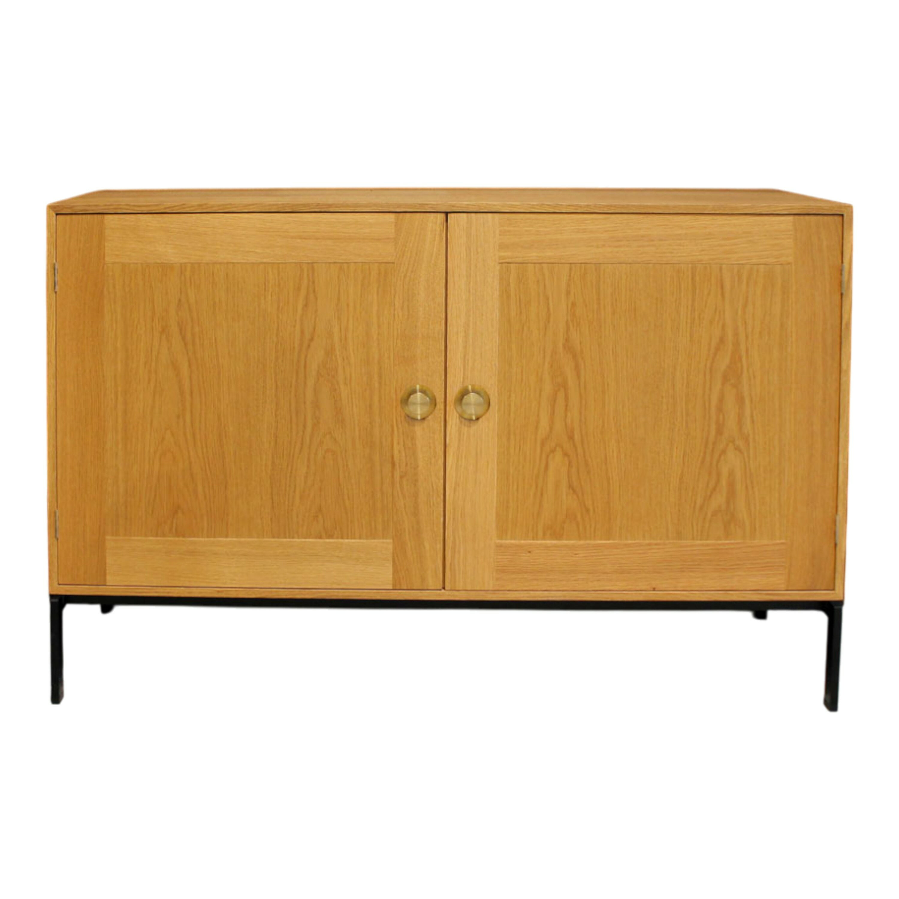 Carl Hansen & Søn - Sideboard FK63 Eiche GEölt Gestell Schwarz Lackiert - 1
