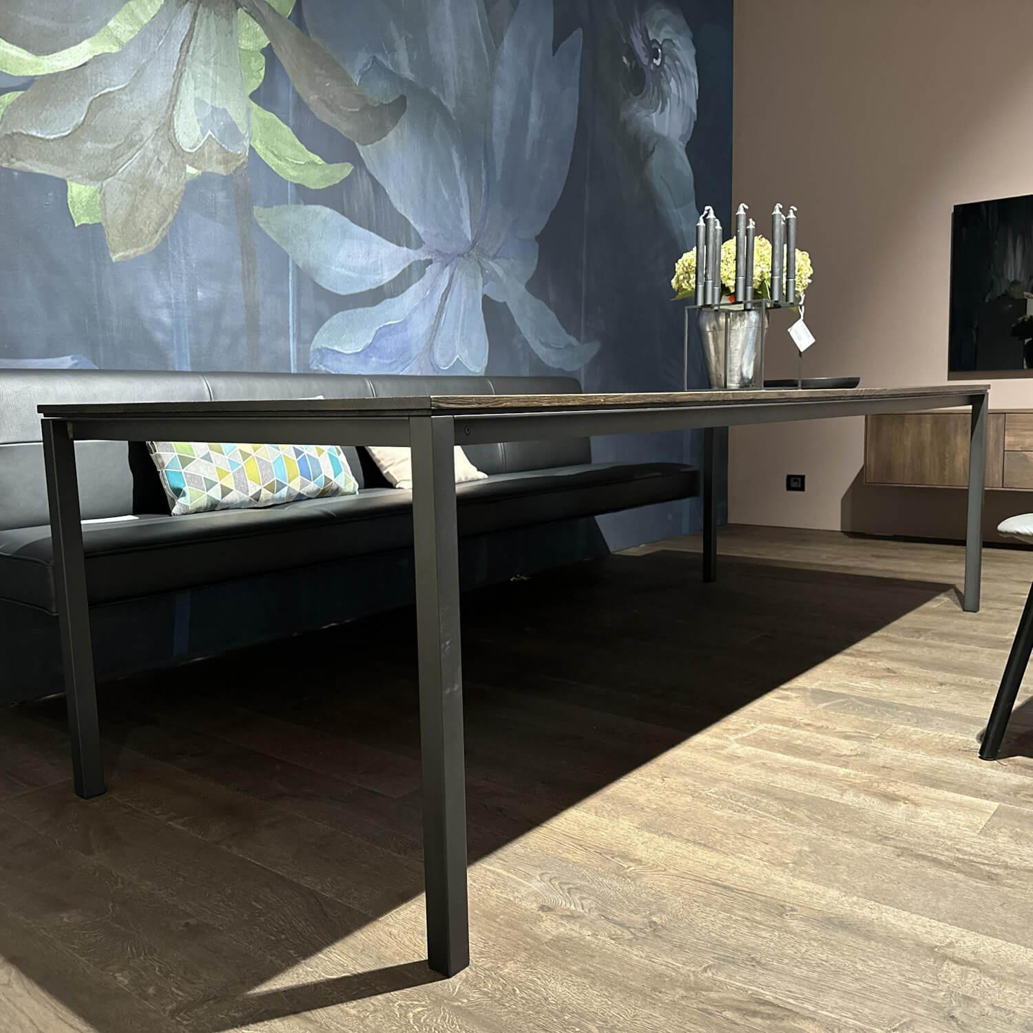 Janua - Tisch S600 Platte Eiche Geräuchert Anthrazit Geölt Und Gebürstet Gestell Rohstahl Lasur Double Brand Color Schwarz - 3