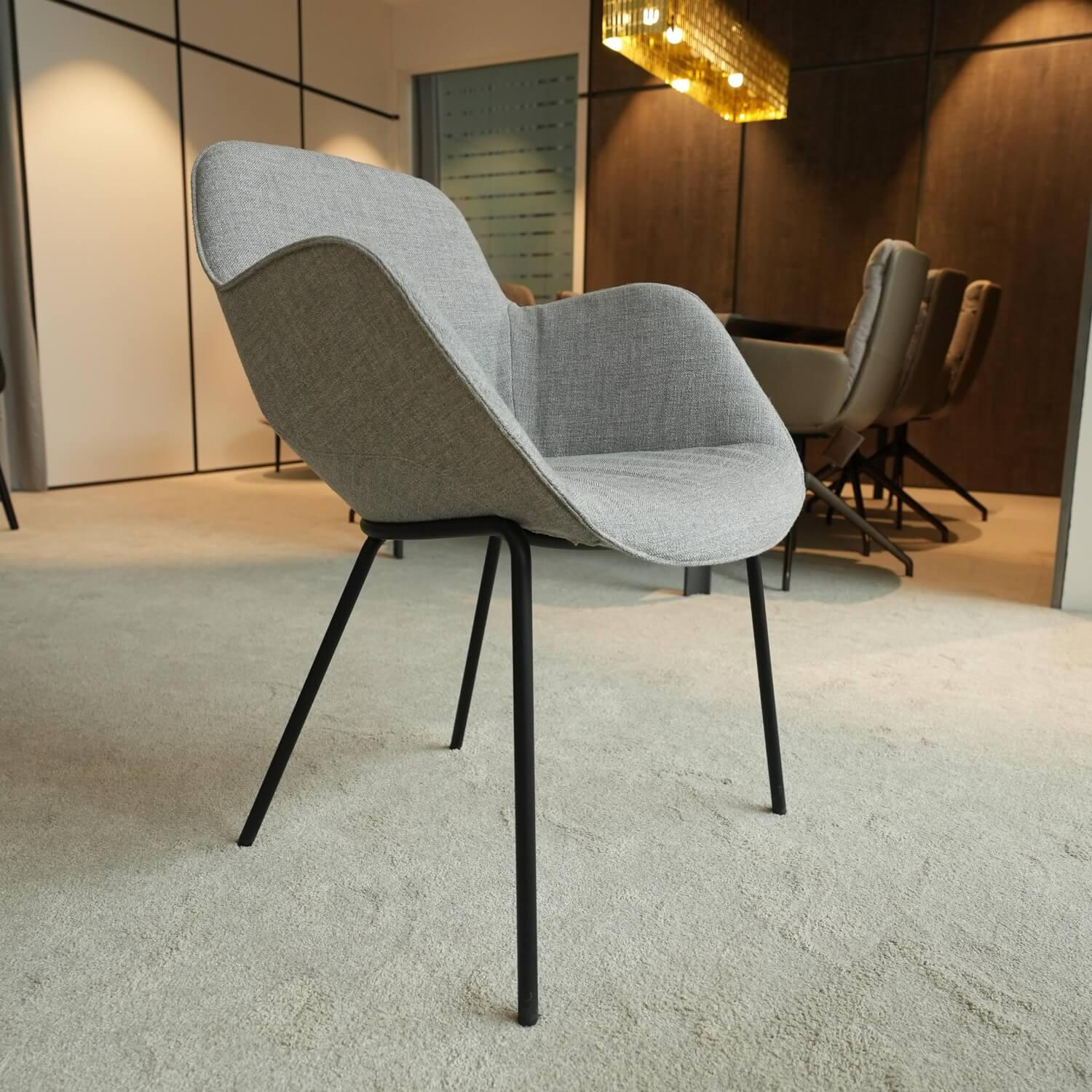 Walter Knoll - 2er Set Armlehnstuhl Sheru Stoff Gaia 7891 Platin Grau 4 Bein Untergestell Matt Pulverbeschichtet Schwarz - 2