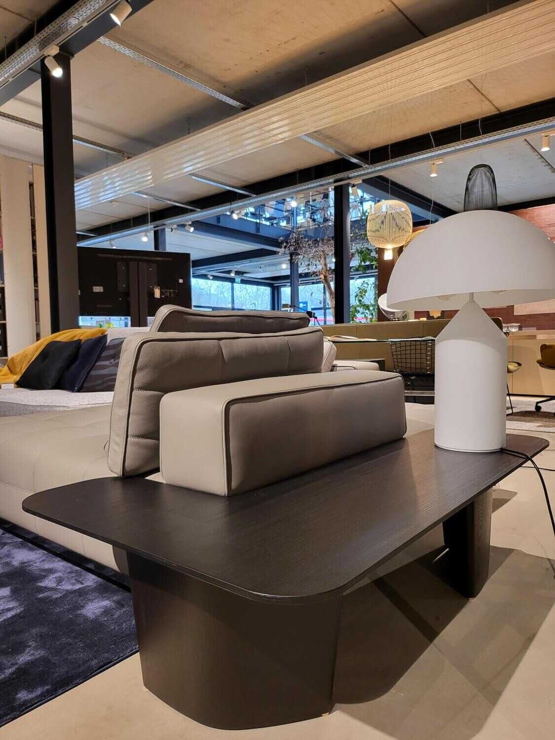 Minotti - Eckkonsole Song Corner Console Gebürstete Lärche Lakritzfarbig Lackiert - 1