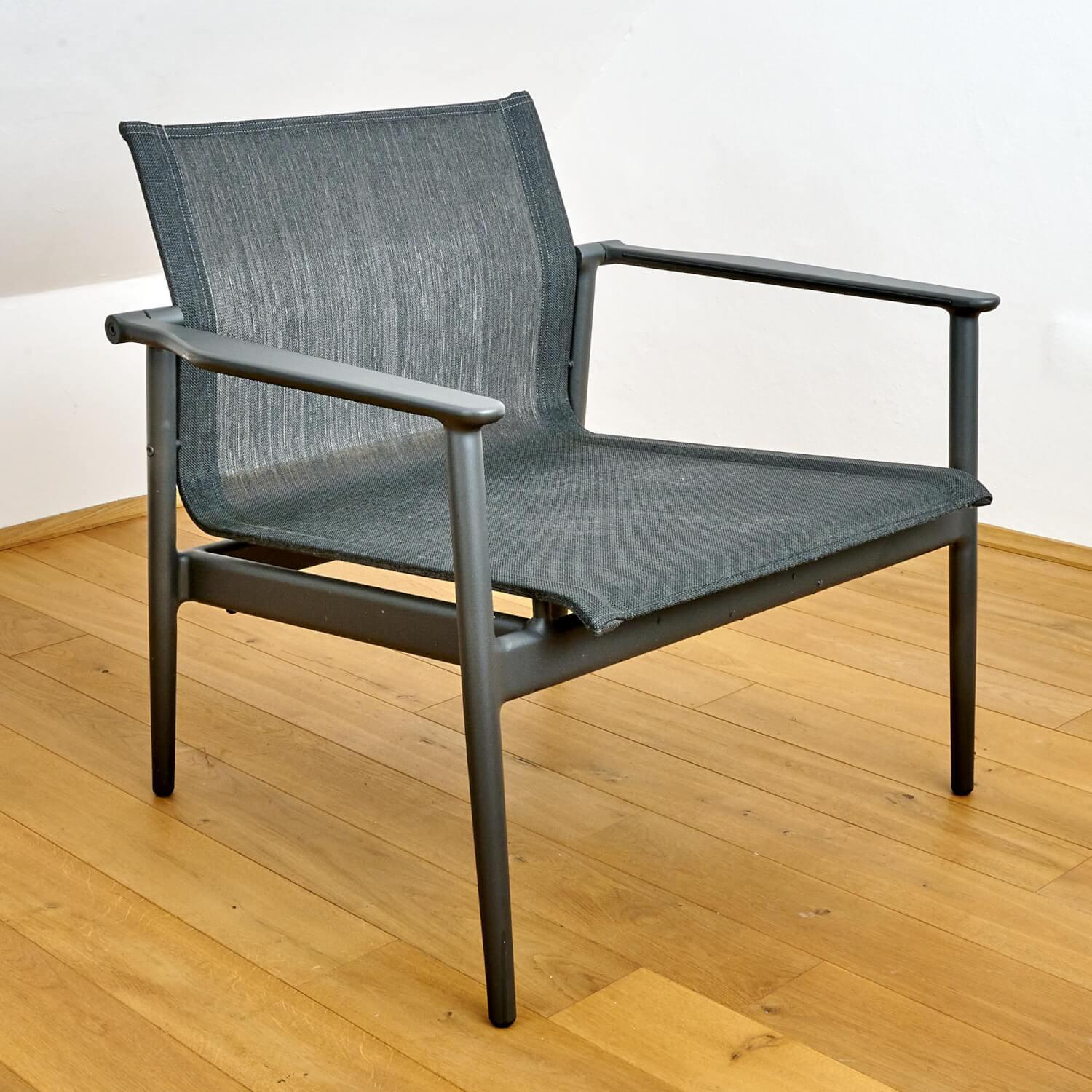 Armlehnstuhl Lounge Chair 180 Bezug Sling Anthrazit Aluminiumgestell Meteor Anthrazit Pulverbeschichtet