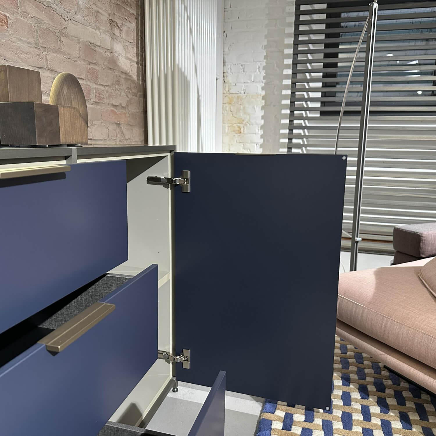 Ligne Roset - Anrichte Dita Lack Bleu Nuit Dunkelblau - 5