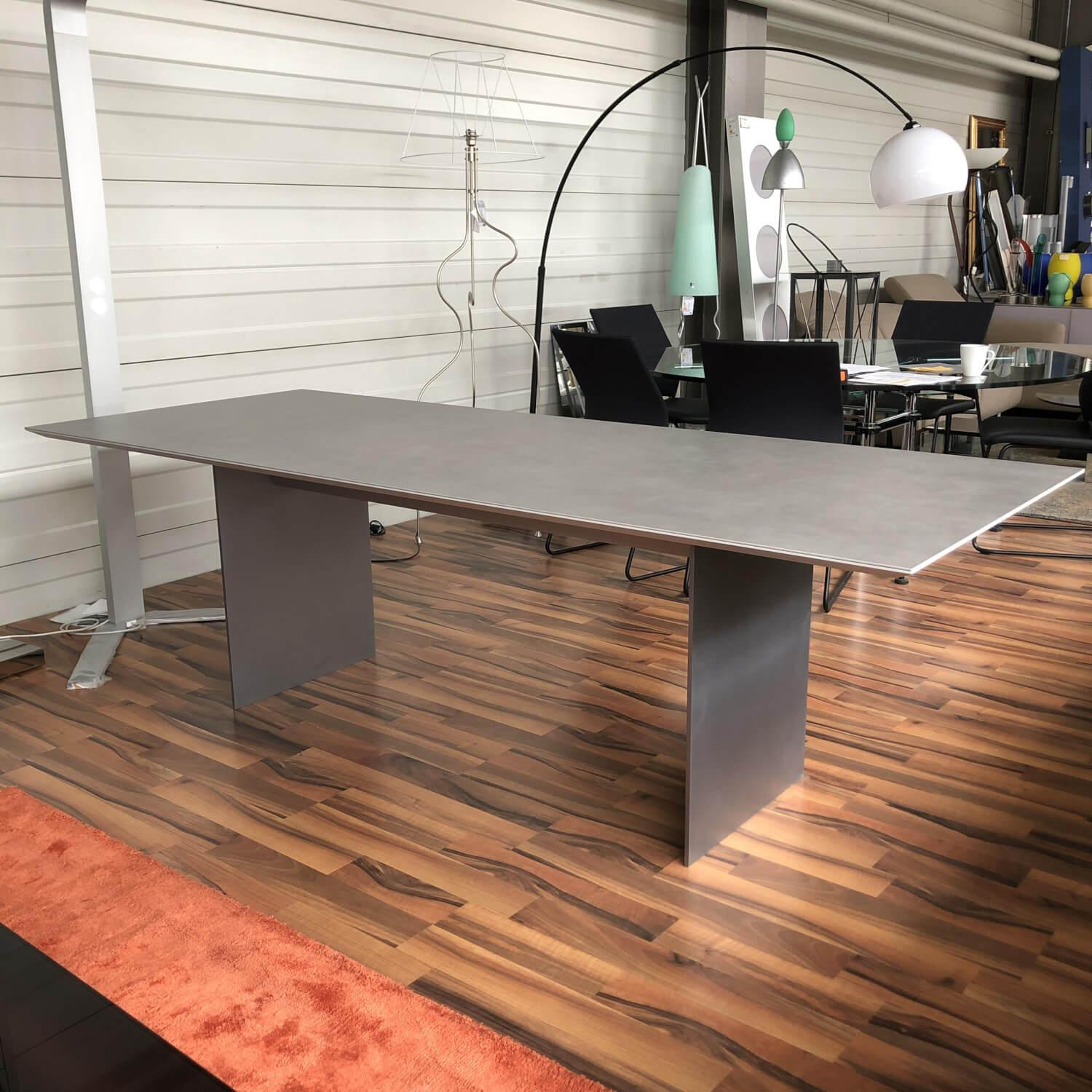 Willisau - Esstisch Keramik Aliano 240x95 Hellgrau - 3