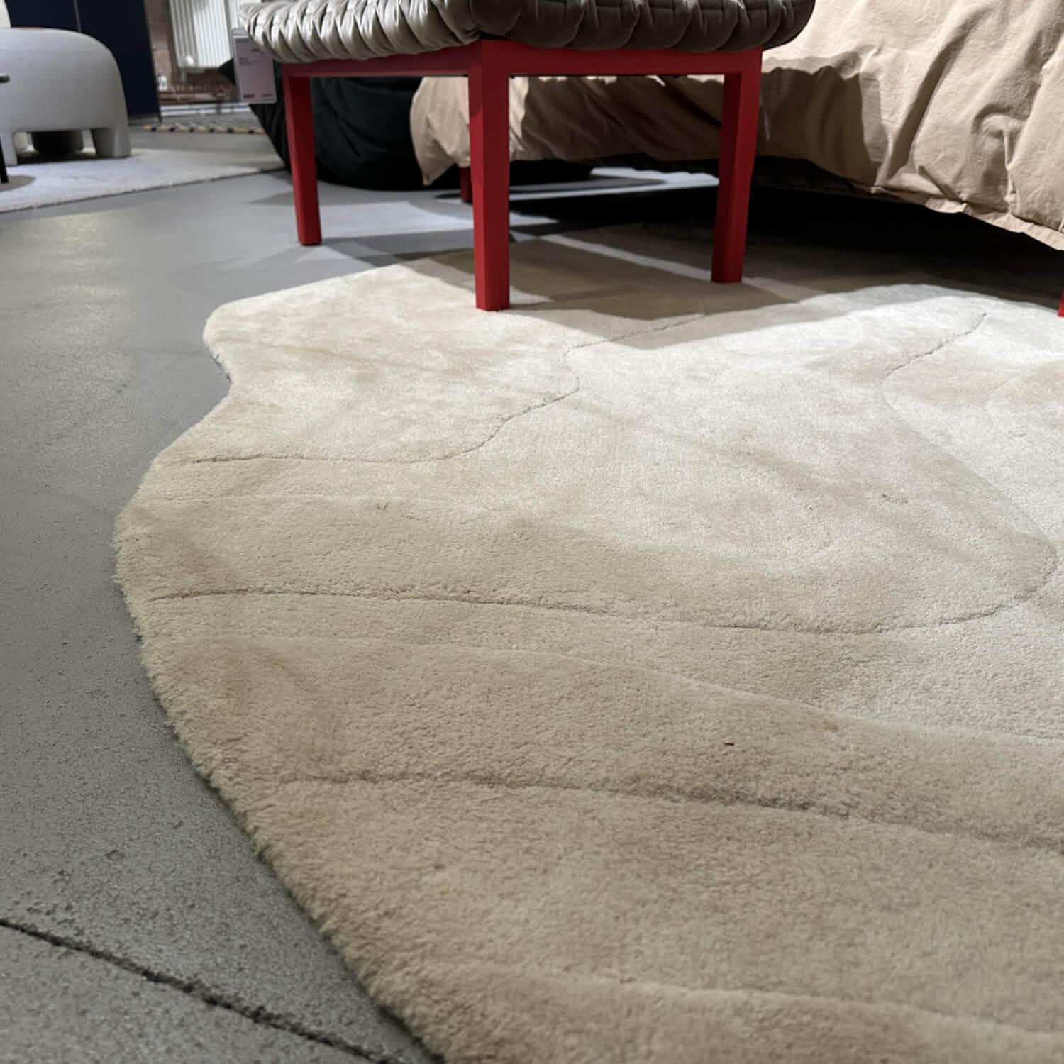 Ligne Roset - Teppich 230x270 Gavrinis 3 Wolle Leinenbeige Handgetuftet - 2