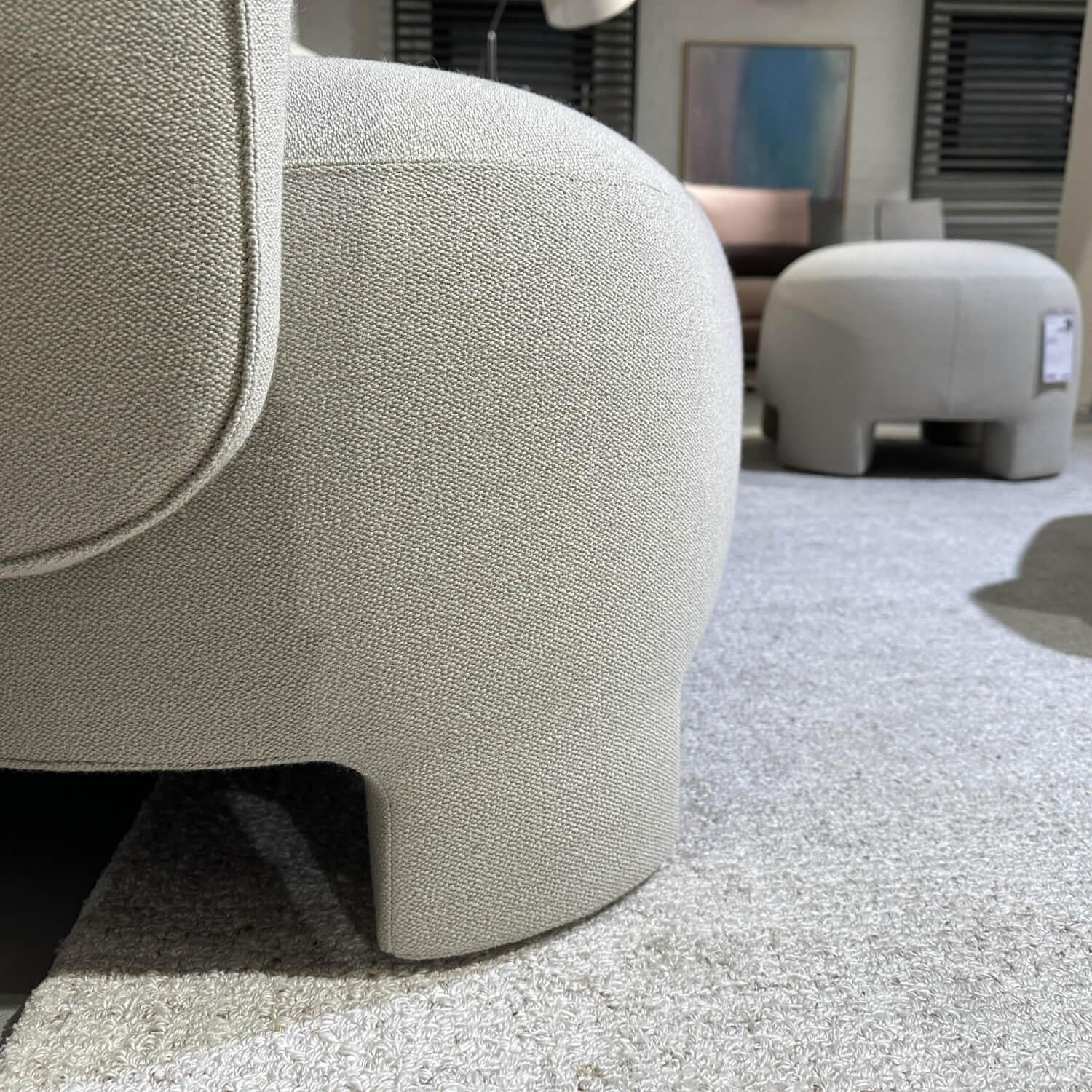 Ligne Roset - Sofa Taru Stoff Vidar Silice Beige Gestell Stahlrohr Inklusive Hocker - 7