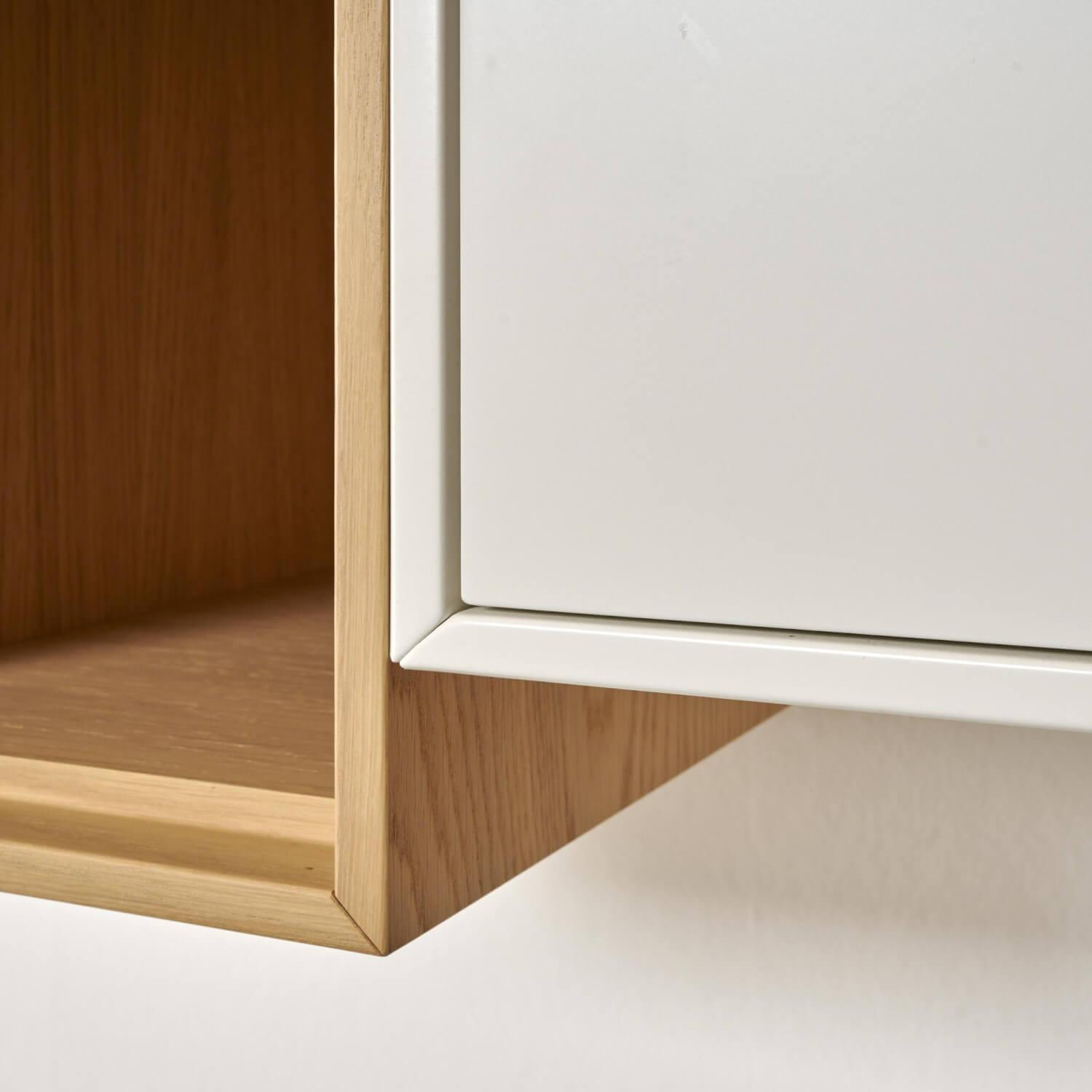 Sudbrock - Wohnwand Game Glattlack Verkehrsweiß Und Holz - 2