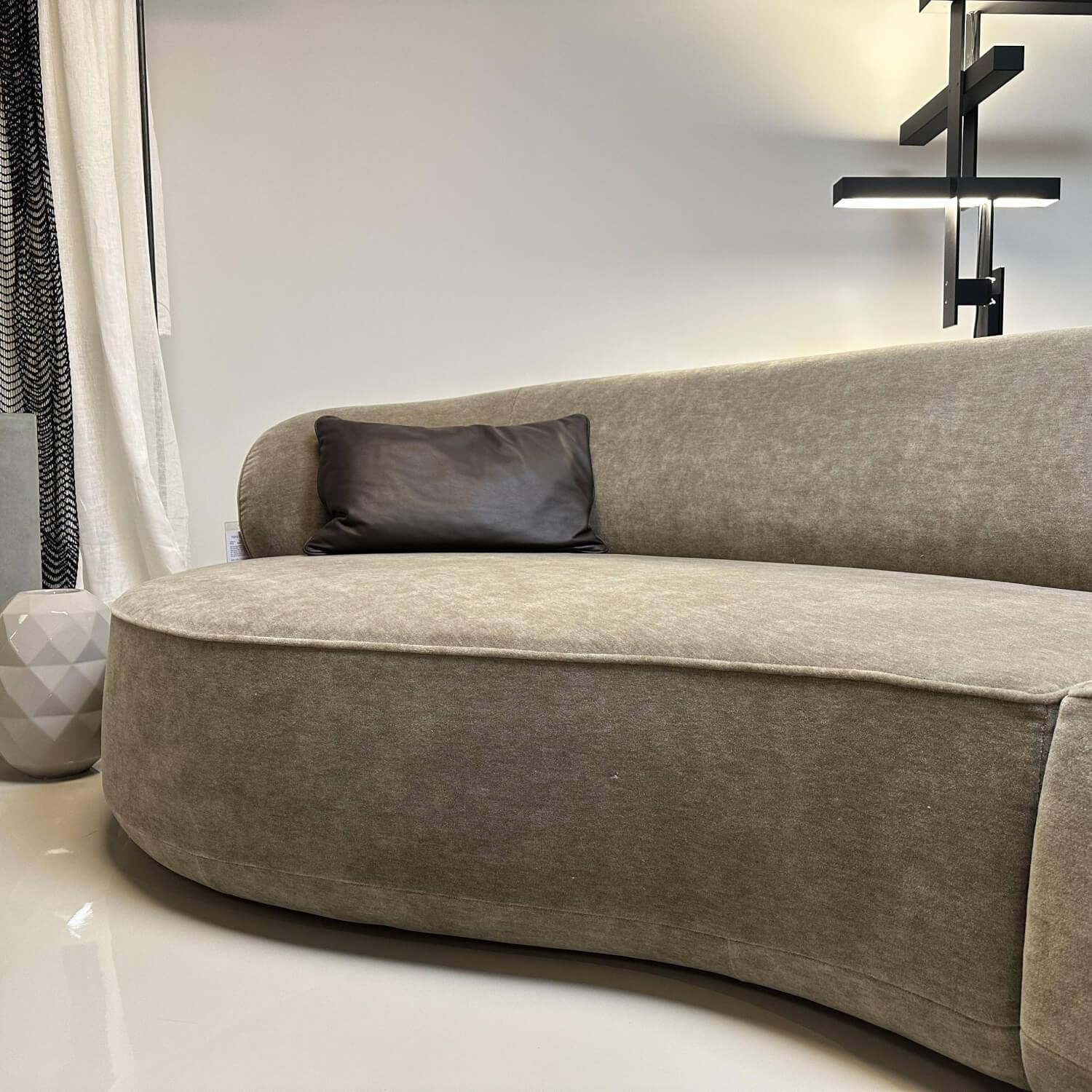 Bielefelder Werkstätten - Sofa Nimbo Stoff Savoy BW 1792-323 Taupe mit 3 Kissen - 6