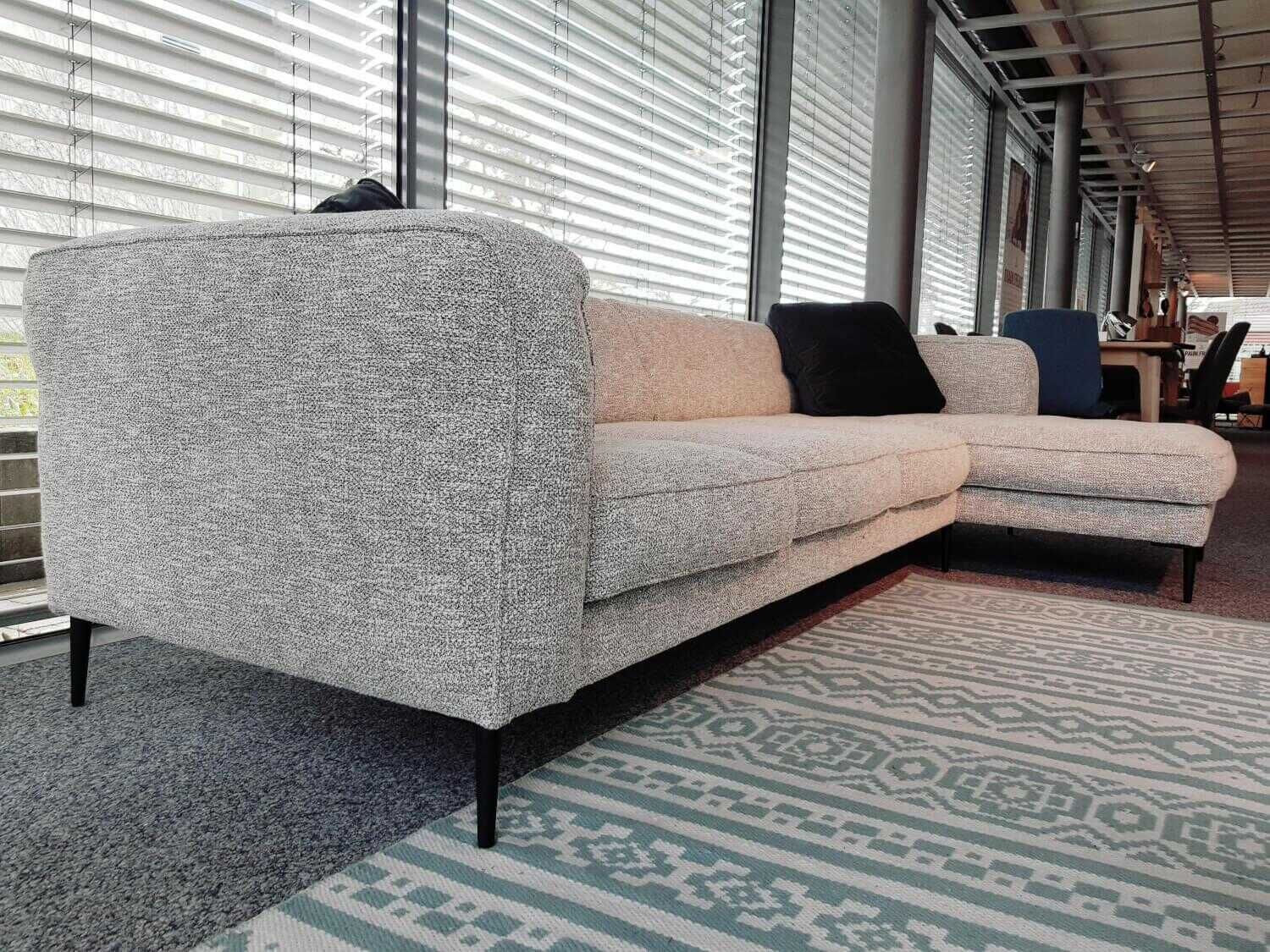 Raum.Freunde - Ecksofa Mikkel Stoff Varese 0173 Gravel grey PG 5 Füße Metall Schwarz - 5