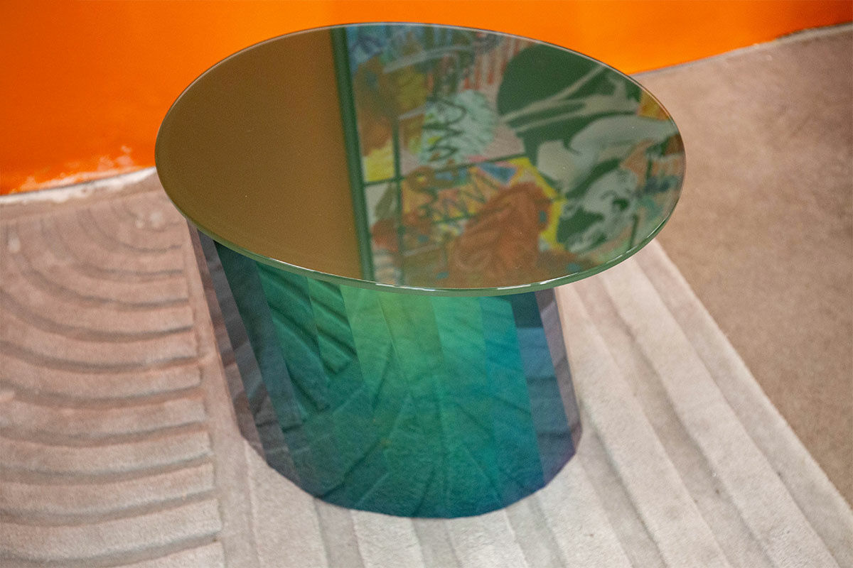 ClassiCon - Beistelltisch Pli Side Table Low Platte Glas Lackiert Topasgrün Gestell Edelstahl - 3
