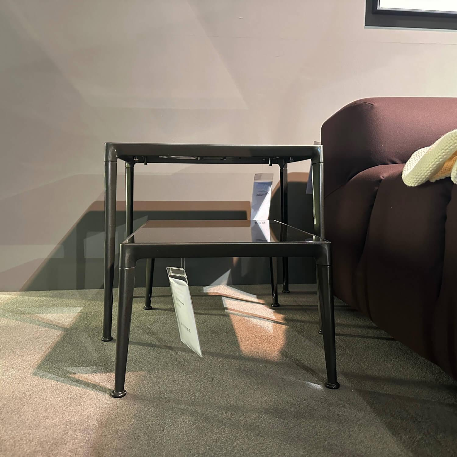 B&B Italia - 2er Set Beistelltsich Mirto Platte Glas Reflektierend Bronziert Lackiert Gestell Schwarz Verchromt Lackiert - 5