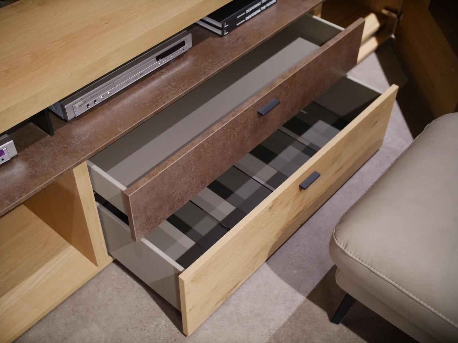 Gwinner - Wohnwand Mondo Cantato CN7 Balkeneiche Natur 2205 Akzent Rostoptik Mit Beleuchtung - 8