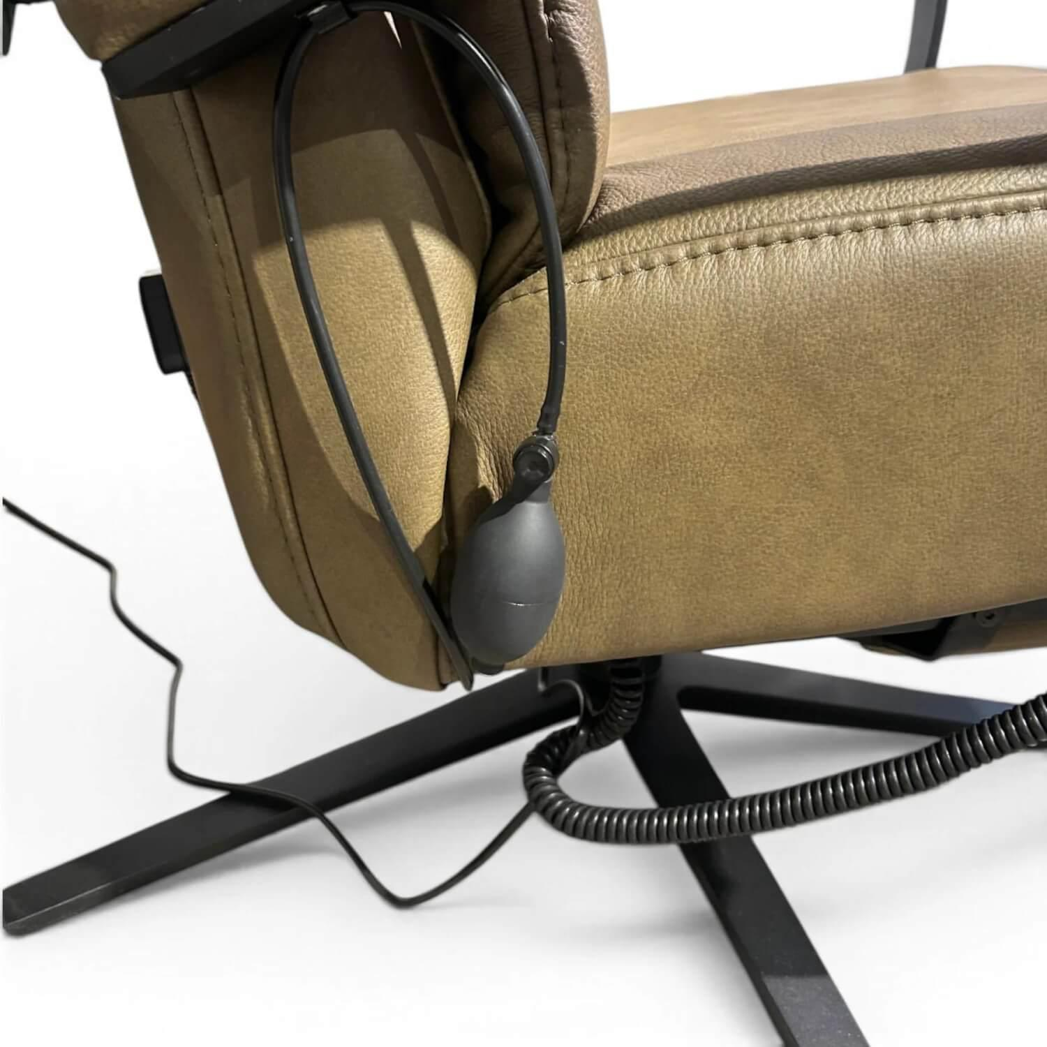 himolla - Sessel 7923 Cosyform Individual Leder Eleganza Alm Grün Sternfuß Metall Schwarz Pulverbeschichtet 3-Motorig - 7