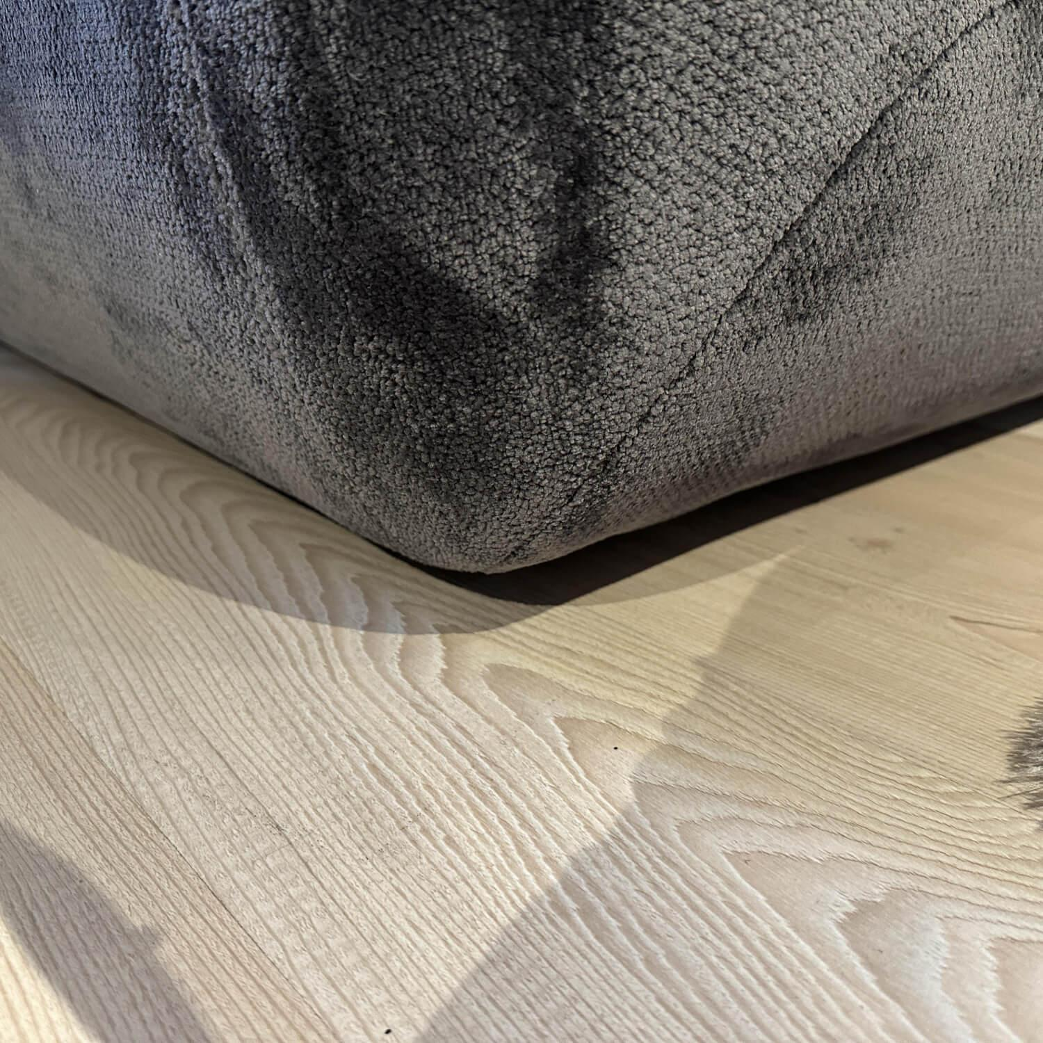 Bielefelder Werkstätten - Ecksofa Soulmate Stoff 10 Phil IP1749-121 Anthrazit Füße Gleiter Schwarz Inklusive Wurfkissen - 5