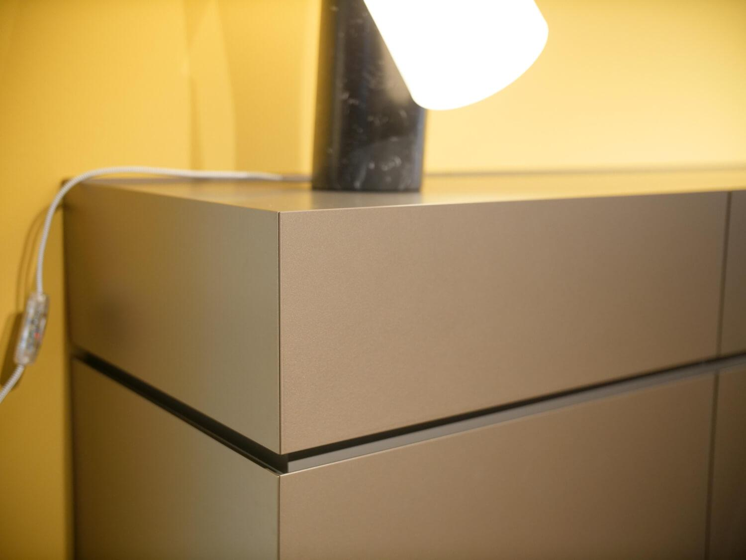 Interlübke - Sideboard Cube Bold lacquer M10 Bronze Metallic And lacquer M16 Elephant - 4