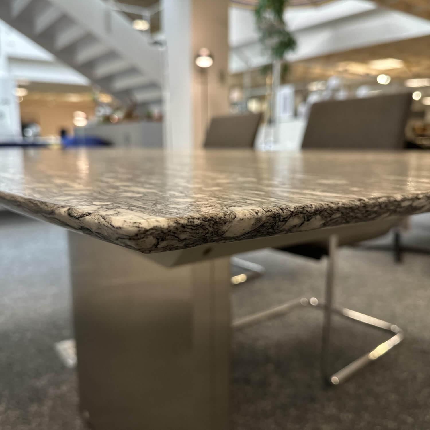 Draenert - Esstisch Adler 1224 Platte Gneis Grigio Beola Grau Geledert Sockel 2 Oval Edelstahl Matt Geschliffen Ohne Rollen - 7