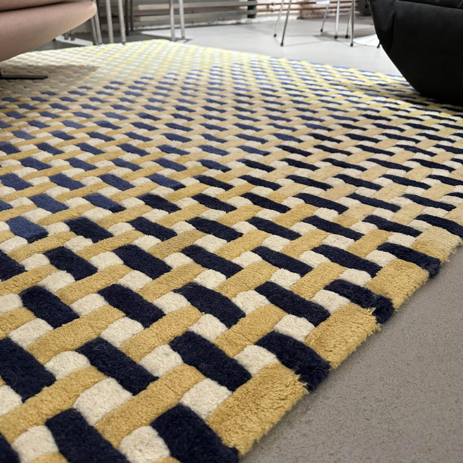 Ligne Roset - Teppich 207x297 Entrelacs Wolle Blau Gelb Creme Handgetuftet - 2
