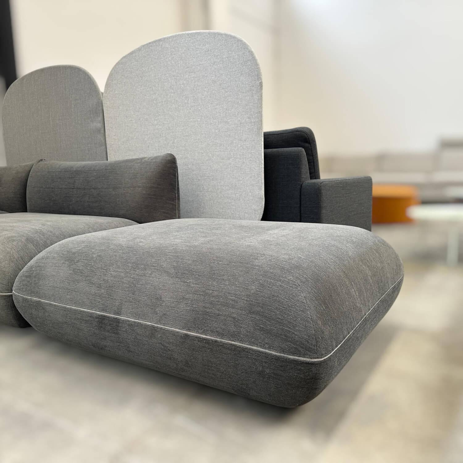 COR - Ecksofa Jalis Stoff 8145 Dunkelgrau Nahtband 5095 Kitt mit Anstellhocker und 2 Kissen - 7