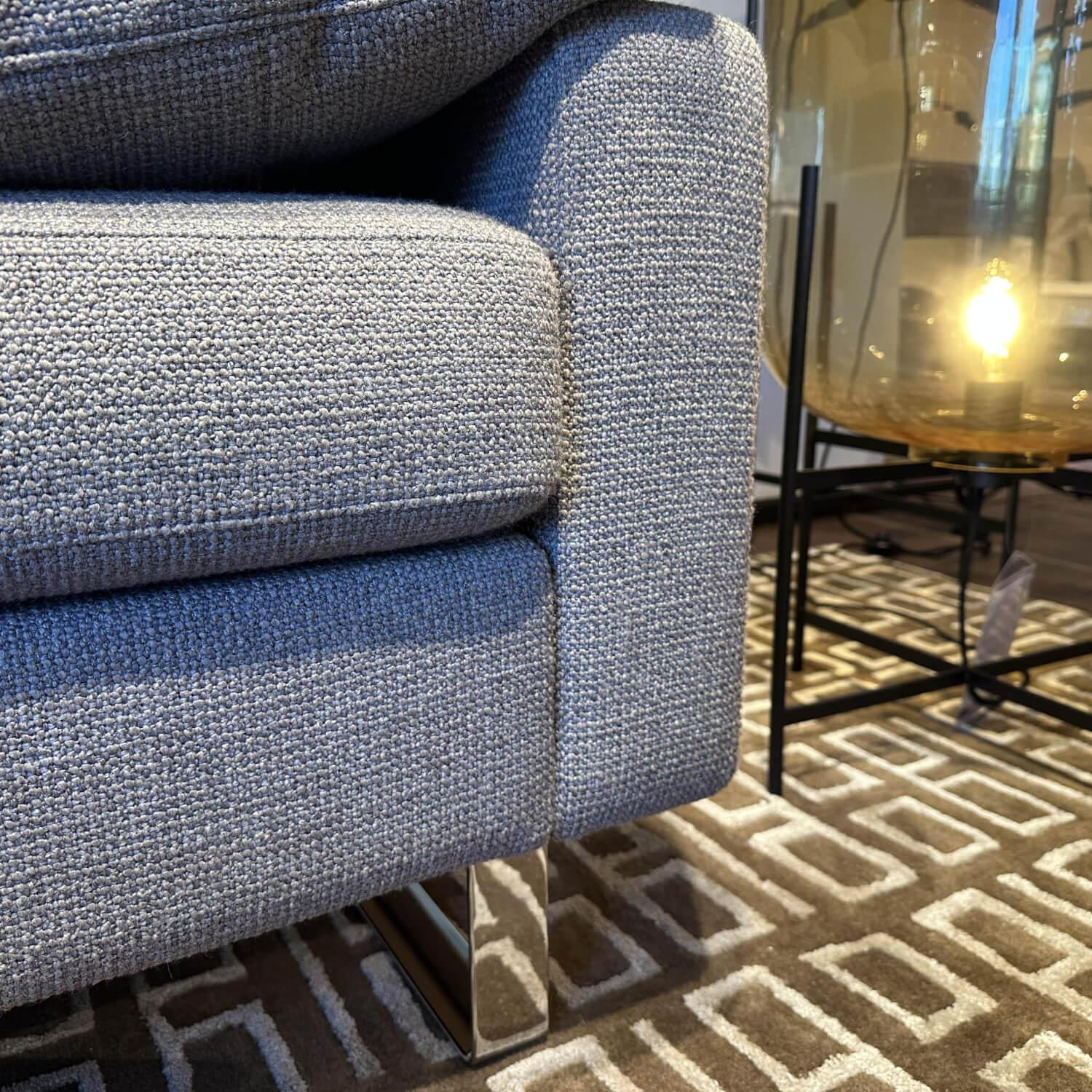 COR - Sofa Conseta Stoff 8192 Greige Grau Metallkufe Verchromt Inkl. Hocker - 3