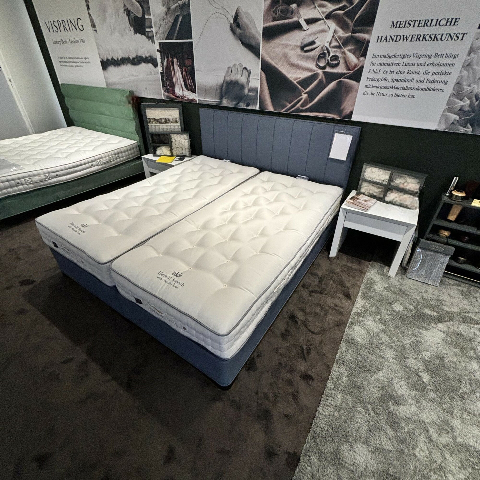 Vispring - Boxspringbett Vispring Herald Superb Stoff 2099 Blau Inklusive 2 Matratzen - 4