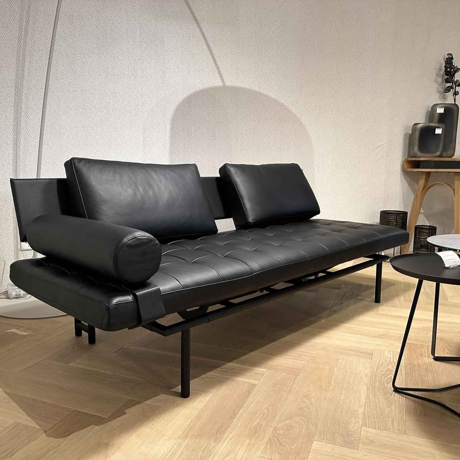 IP Design - Liege Campus de Luxe Leder Galaxy Schwarz Gestell Metall Schwarz Matt Inklusive Nackenrolle - 6
