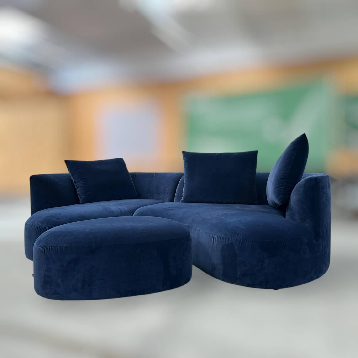 COR - Sofa Siwa Stoff JAB Easy Velvet Blau mit 3 Rückenkissen und Hocker - 5