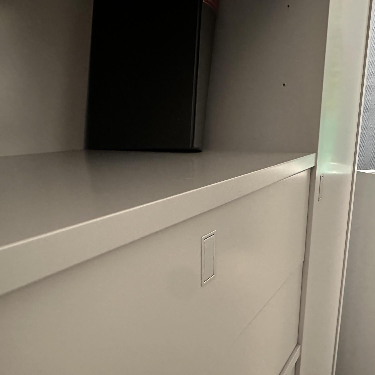 Interlübke - Schrankwand Studimo Front Und Korpus Lack Rauch Grau Matt Inklusive LED Beleuchtung - 8