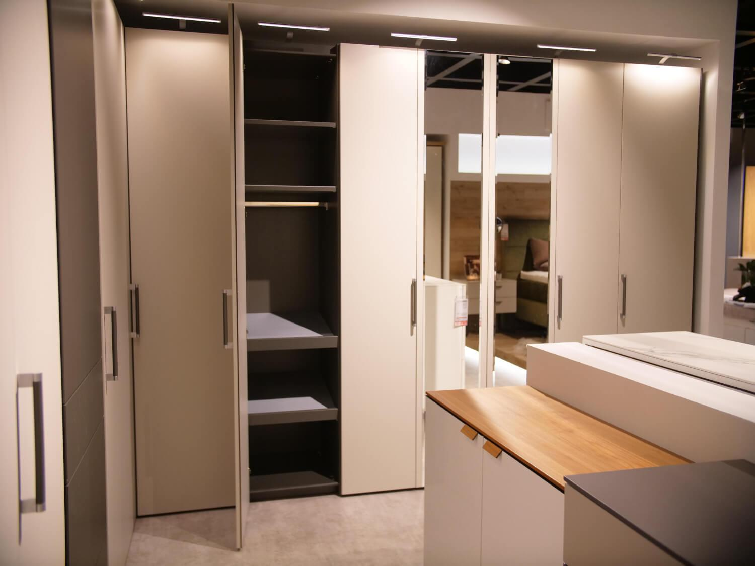 Hülsta - Systemeckschrank Multi Forma II Lack Grau Design T+U Griff U012 Lack Grau - 19