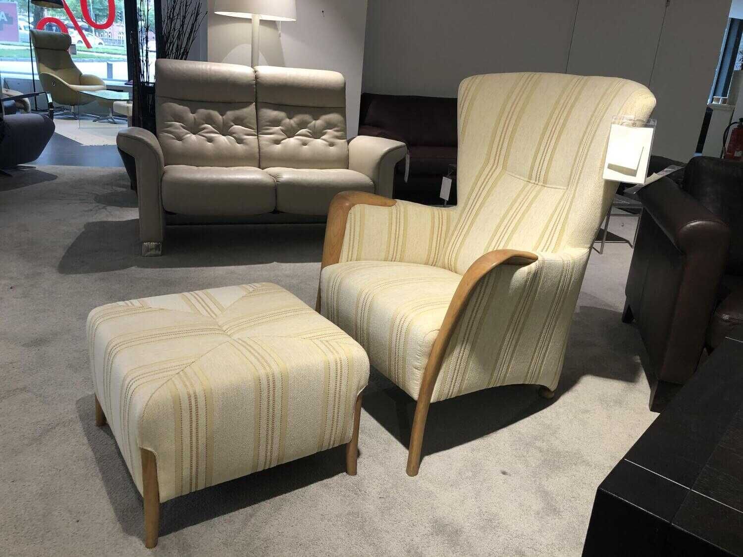 Wagner Living - Hochlehnsessel Palomino Stoff Classic Streifen Beige Gelb mit Hocker - 3