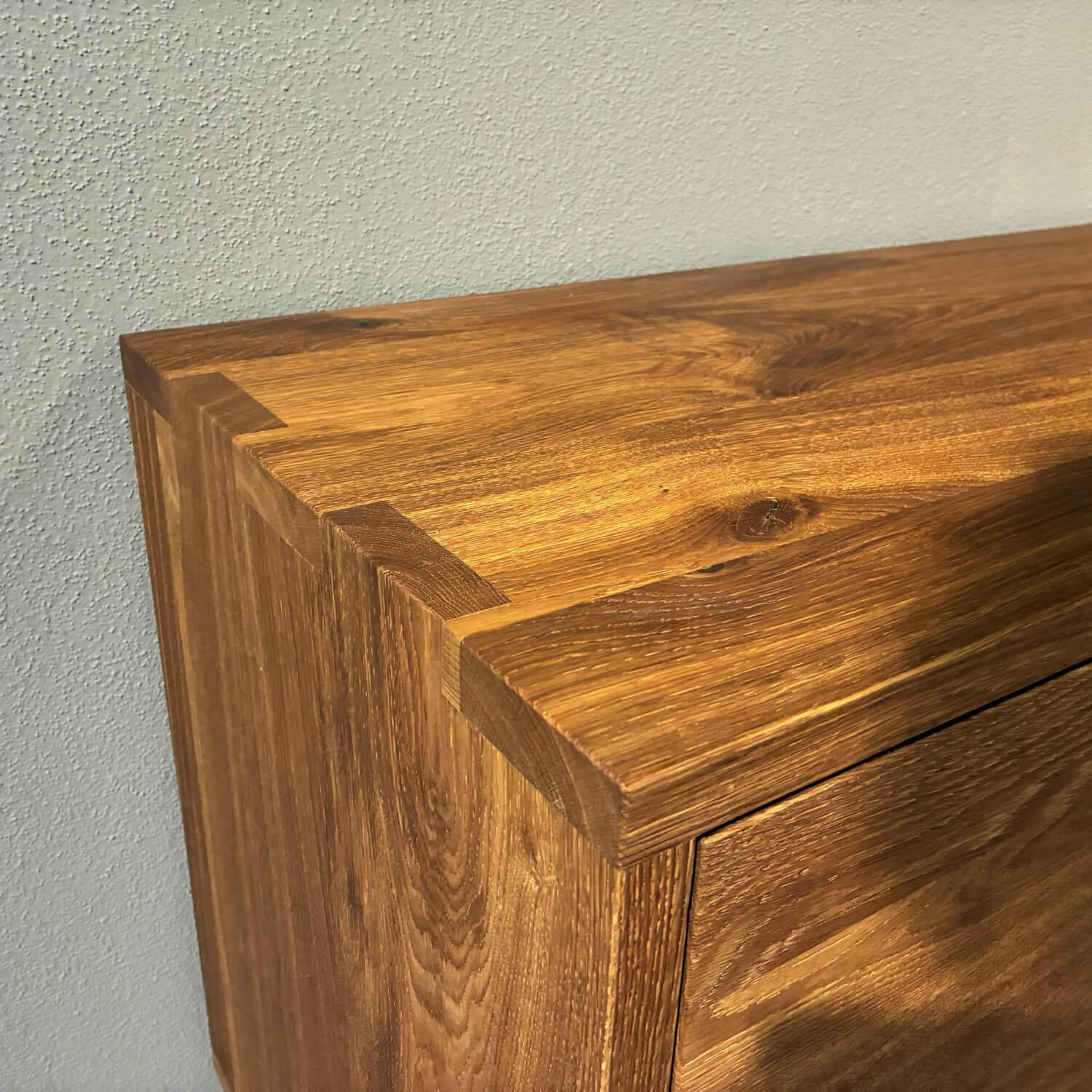 Janua - Sideboard SC 21 Eiche Geräuchert Natur Geölt Oberfläche Gebürstet Fußgestell Aluminium Tiefschwarz - 5