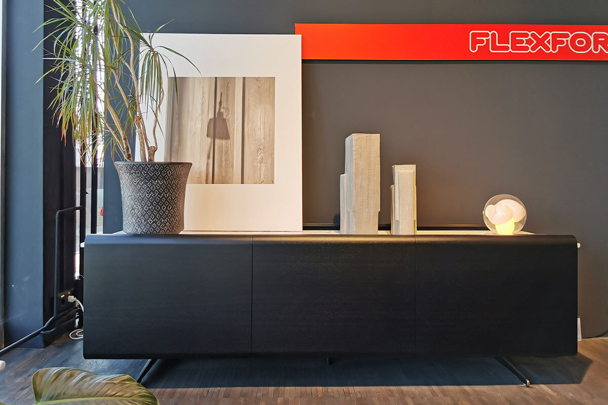 Flexform - Kommode Earl Esche Ebenholzfarben Gebeizt Marmor Clacatto Oro Matt Füße Aluminium Satiniert - 4