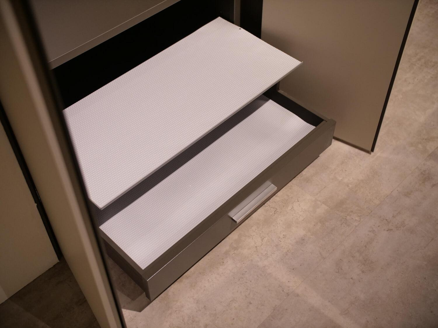 Hülsta - Systemeckschrank Multi Forma II Lack Grau Design T+U Griff U012 Lack Grau - 25
