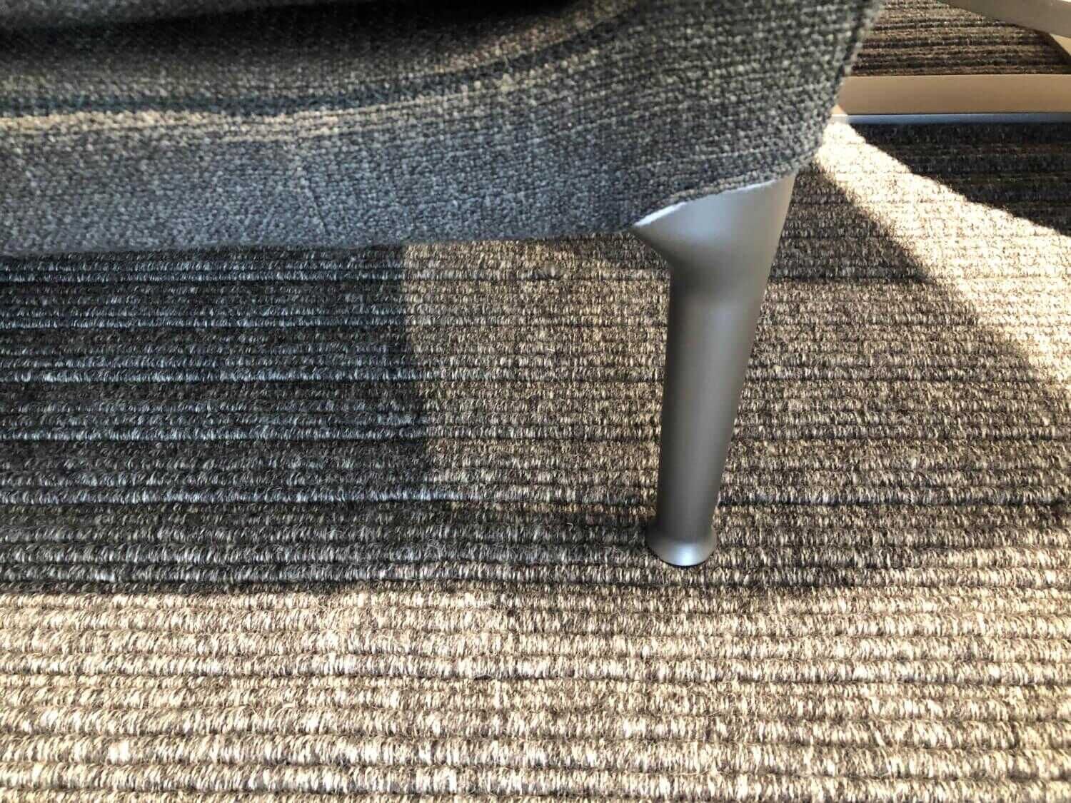 bb-italia-sofa-edouard-stoff-extra-grau-mit-2-rollenpolstern-und-1-kopfpolster-ba54df13a62biGsDgjapEjjNE B&B Italia - Sofa Edouard Stoff Extra Grau mit 2 Rollenpolstern und 1 Kopfpolster - 5