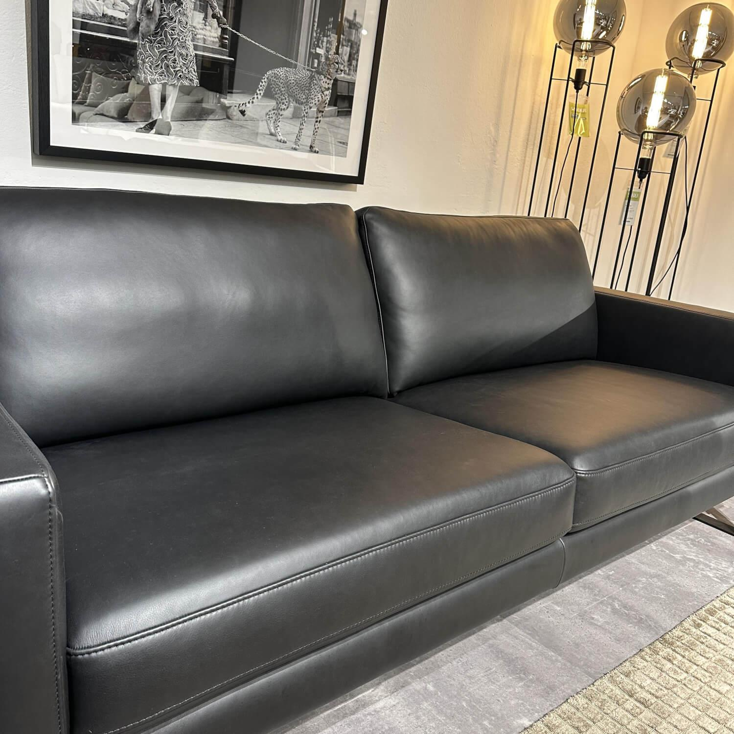 Contur - Sofa Enna Leder Rancho WR 51 Nero Schwarz Metallkufe Schwarz - 2